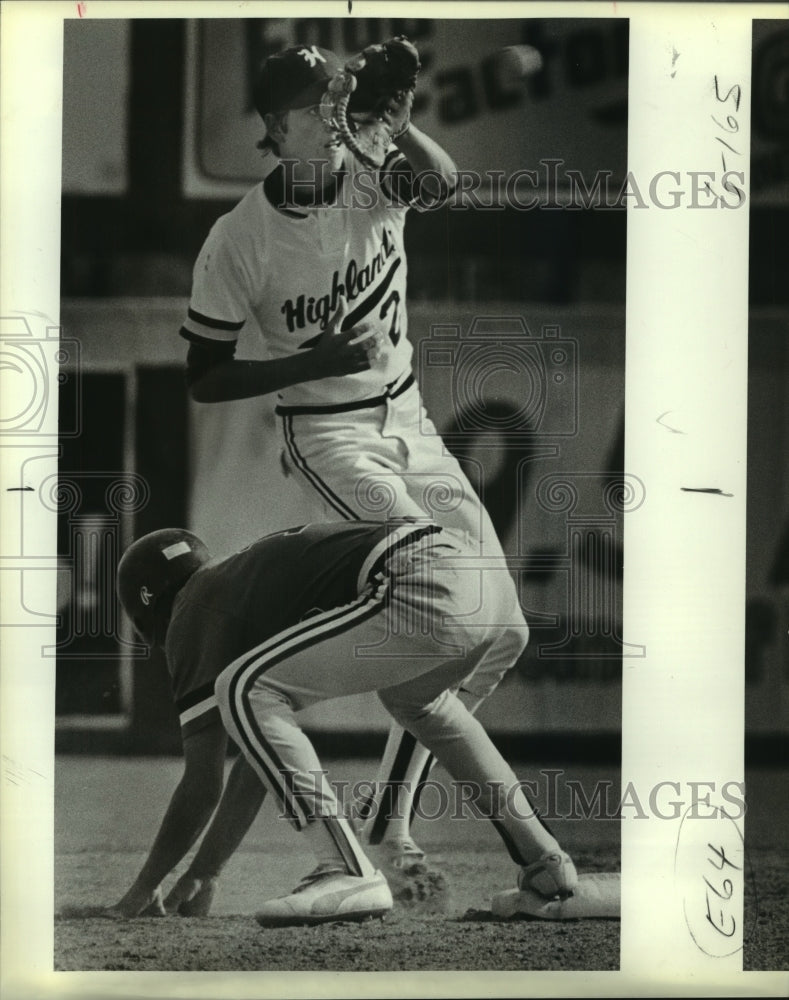 1985 Press Photo Highlands and El Paso play high school baseball - sas10310 - Historic Images