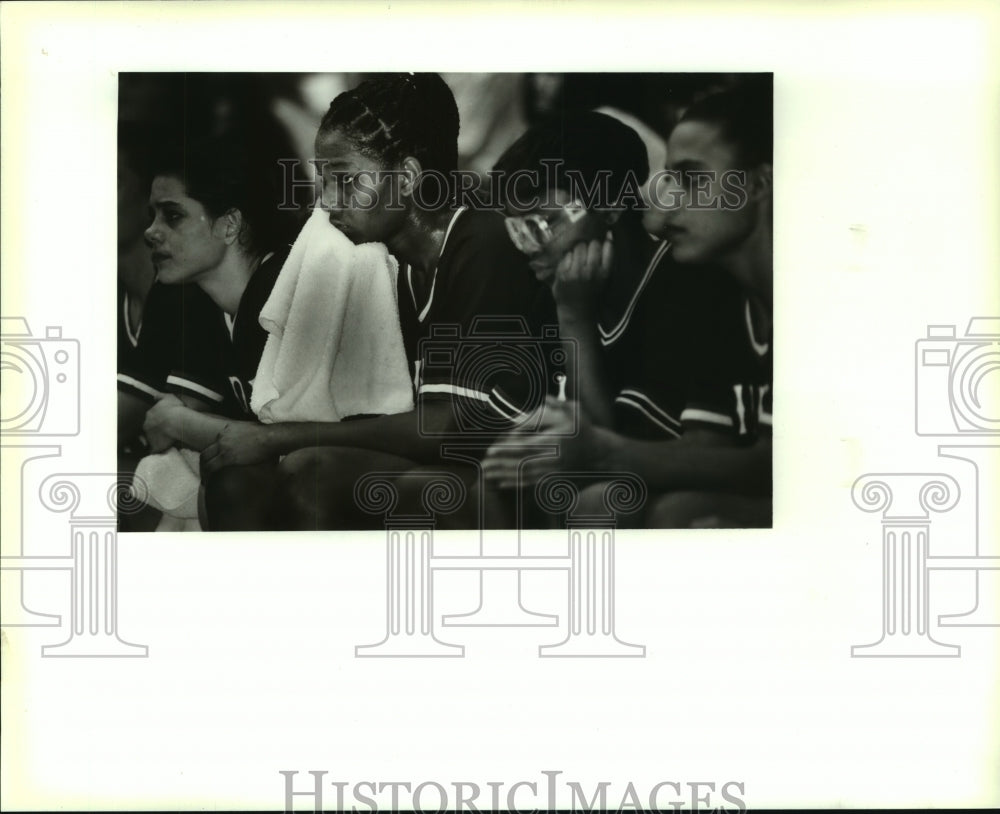 1994 Press Photo Melanie Harrison, Roosevelt High School Basketball Player- Historic Images