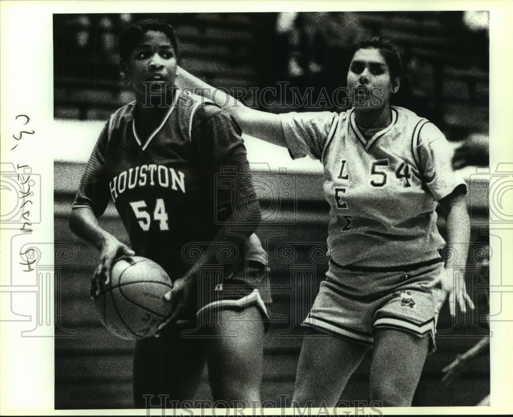 1990 Press Photo Yvette Murry, Sam Houston High School Basketball Player at Game - Historic Images
