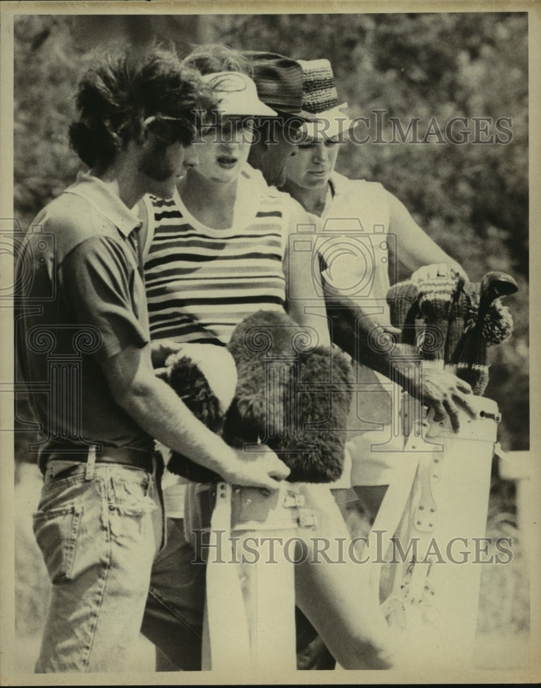 Press Photo Golfers Brenda Goldsmith and Betty Jean Carmach with Caddies - Historic Images