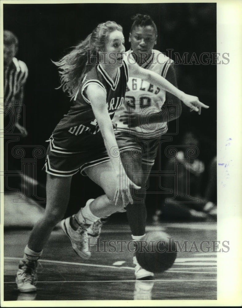 1990 Press Photo Marion and Tatum High School Basketball Players at Game- Historic Images