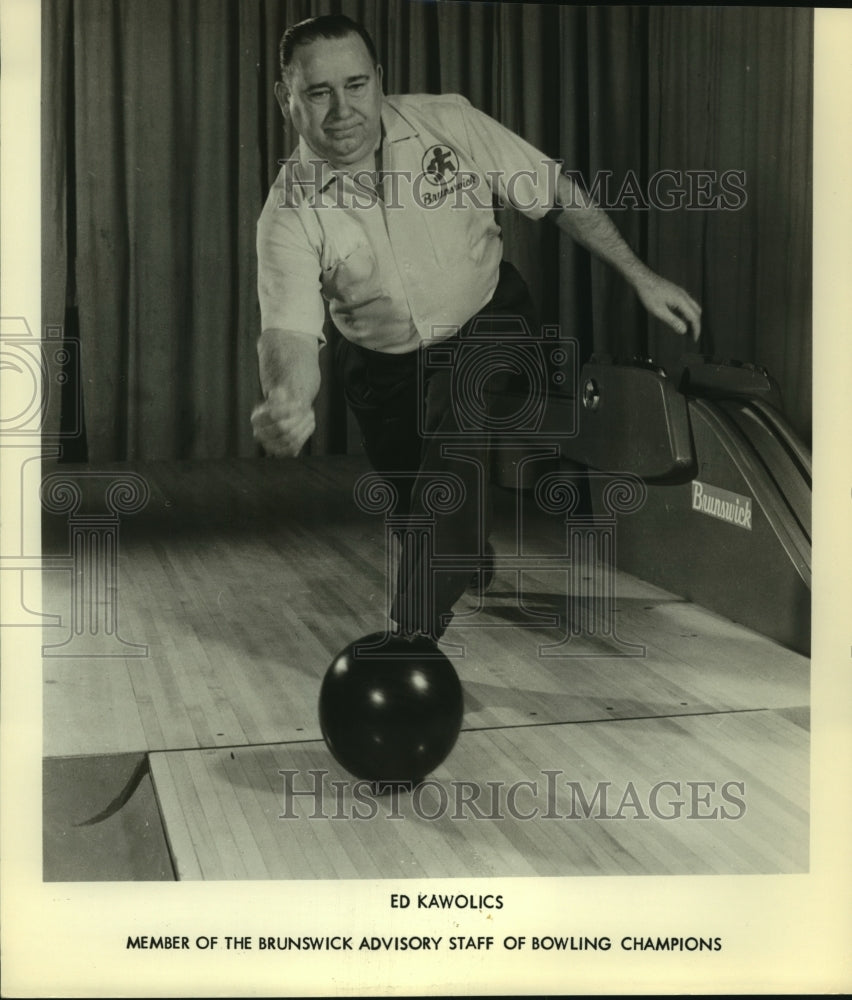Press Photo Ed Kawolics, Brunswick Bowling Champions Advisory staff Member - Historic Images