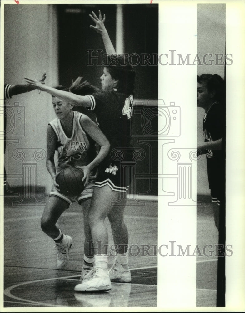 1991 Press Photo Jessica Consol, Judson High School Basketball Player at Game - Historic Images