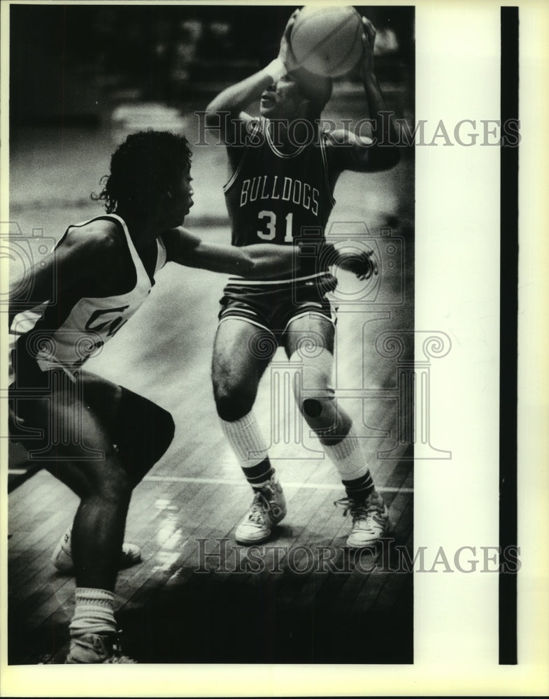 1986 Press Photo David Tristan, Burbank Bulldogs High School Basketball Player - Historic Images