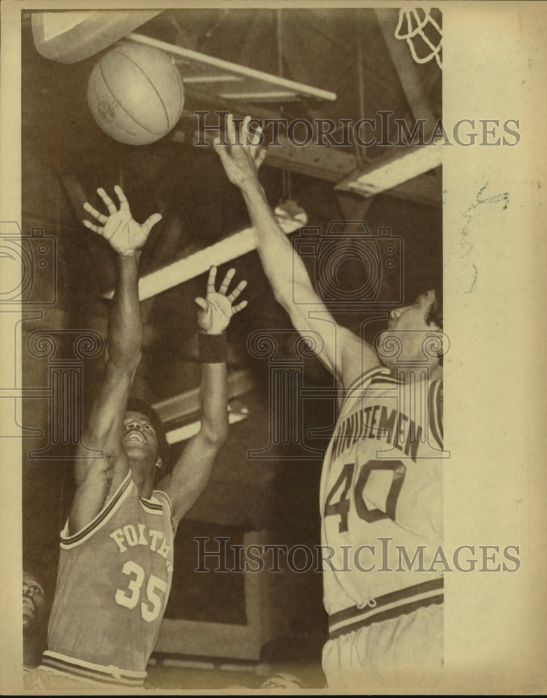 1981 Press Photo James Ross, Fox Tech High School Basketball Player at Game-Historic Images