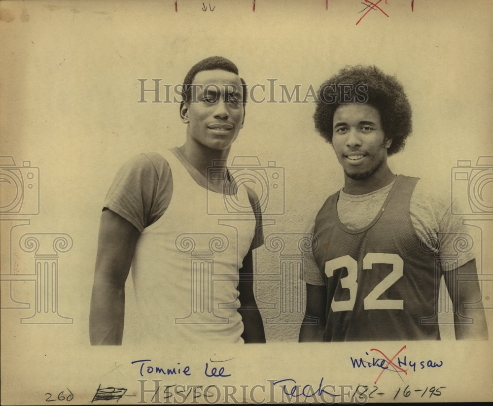 Press Photo Tech Basketball Players Tommy Lee and Mike Hysaw - sas12296 - Historic Images