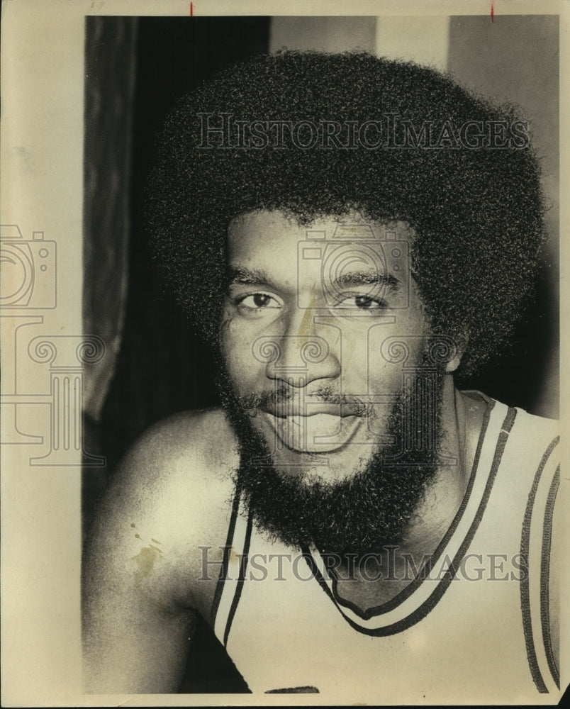 1975 Press Photo Rich Jones, Basketball Player - sas12748 - Historic Images