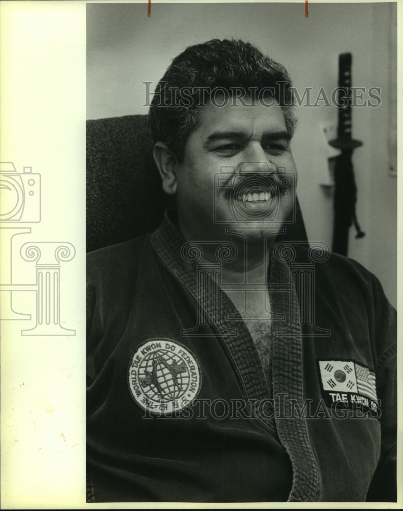 1986 Press Photo Tae Kwon Do athlete A.C. Juarez - sas13054 - Historic Images
