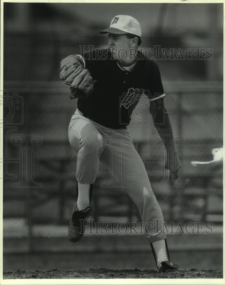 1989 Press Photo Neil Atkinson, Madison High School Baseball Pitcher at Game- Historic Images
