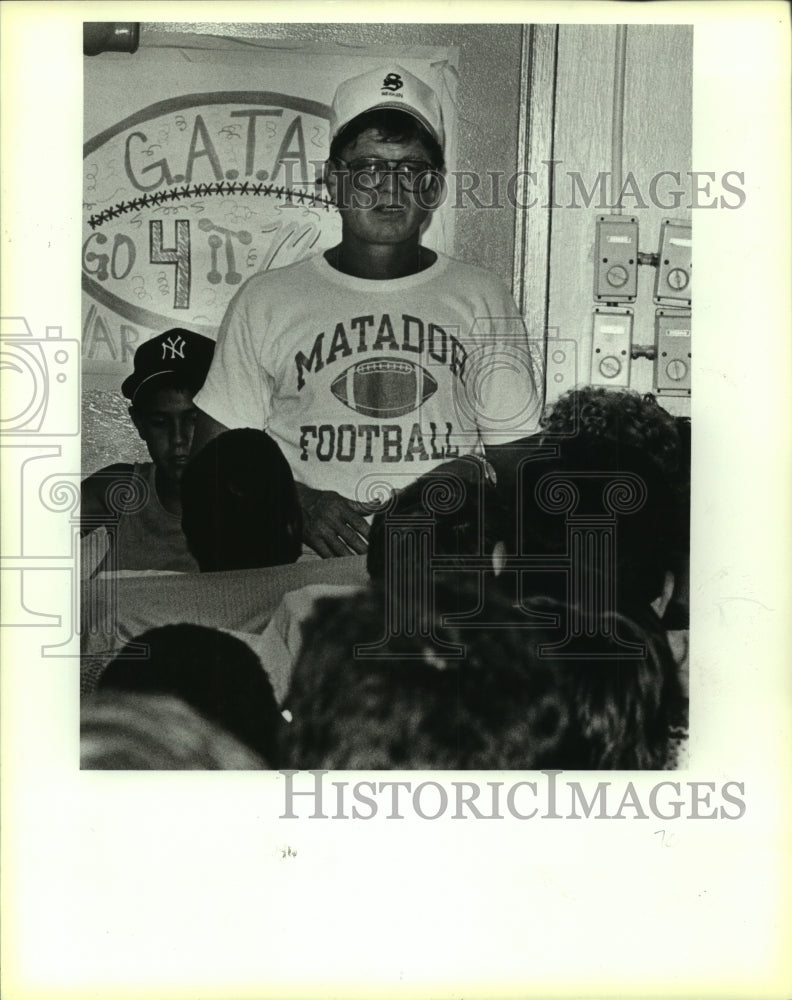1988 Press Photo Mike Honeycutt, Seguin High School Football Coach - sas13073 - Historic Images