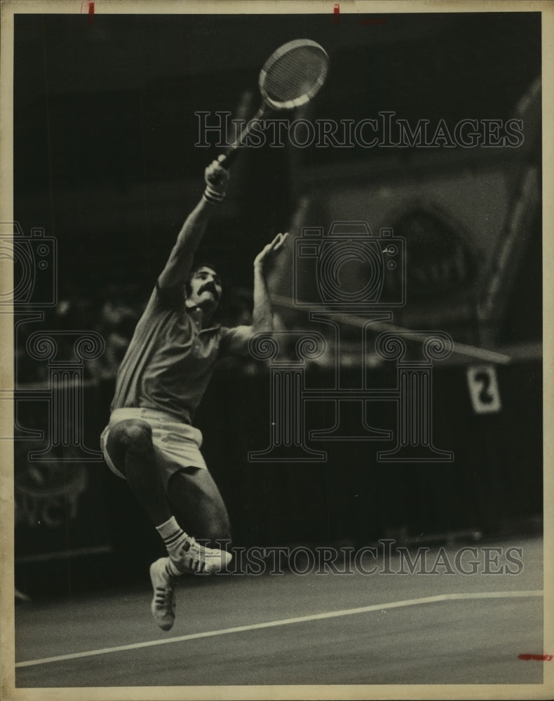 1975 Press Photo Marty Riessen, Tennis Player - sas13112 - Historic Images
