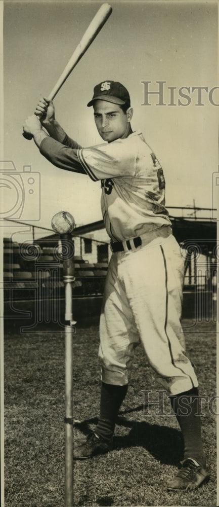 1949 Press Photo Bob Riga, Texas University San Antonio Baseball Player - Historic Images