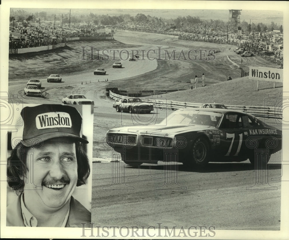 1977 Press Photo Neil Bonnett, Daytona 500 Dodge Race Car Driver on Track- Historic Images