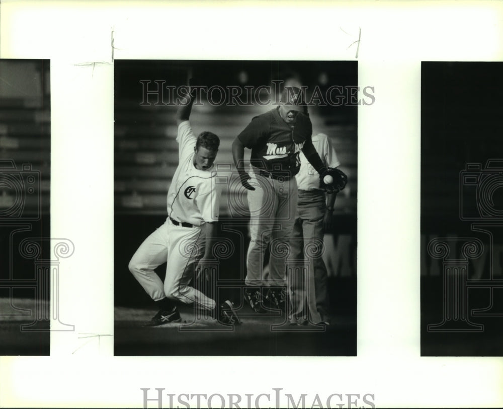 1994 Press Photo James Smith, Churchill High School Baseball Player at Game - Historic Images