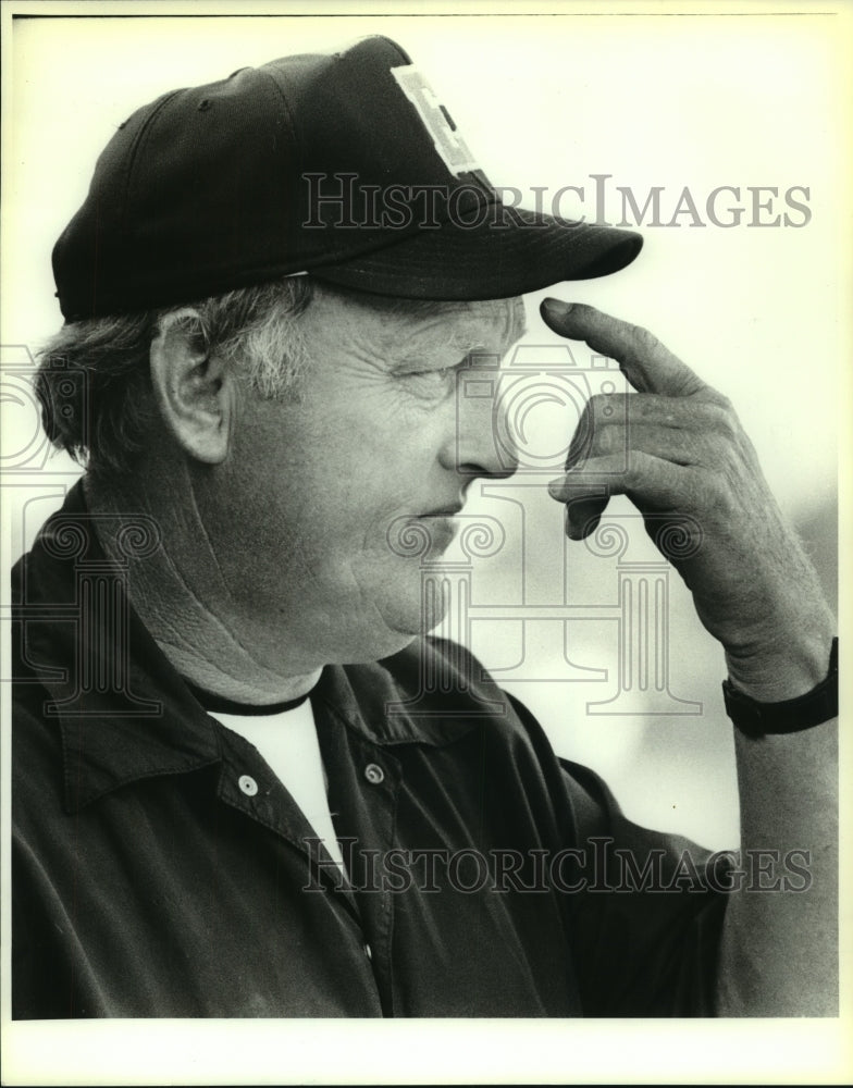 1989 Press Photo Ken Moree, Edison Coach - sas13634 - Historic Images