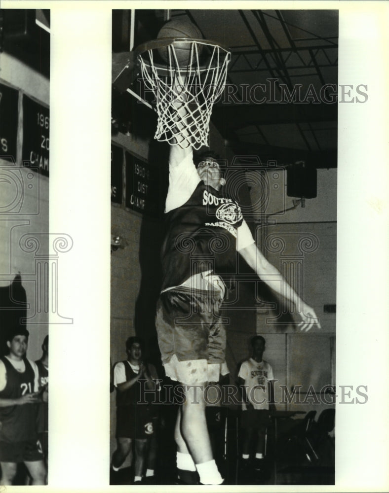 1993 Press Photo Chris Rivera, South San Antonio High School Basketball Player - Historic Images