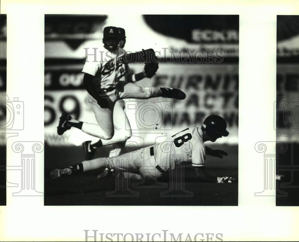 1993 Press Photo San Antonio and Midland play minor league baseball - sas14031 - Historic Images