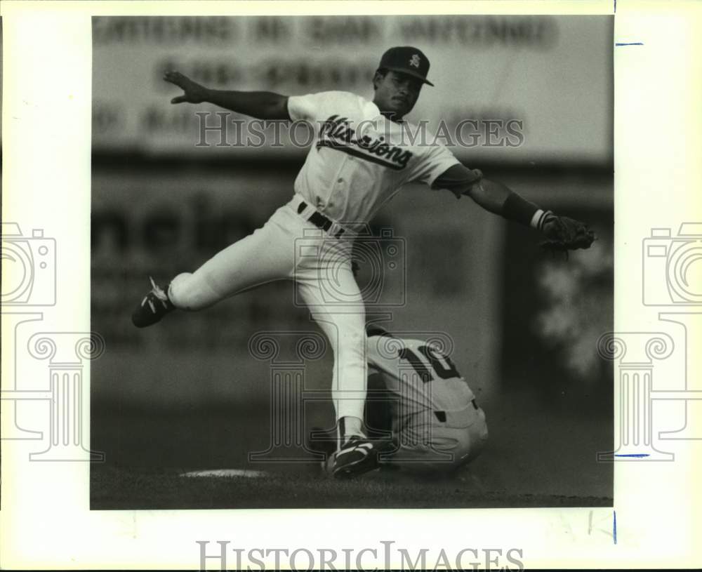 1993 Press Photo The Wichita Wranglers and San Antonio Missions play baseball - Historic Images