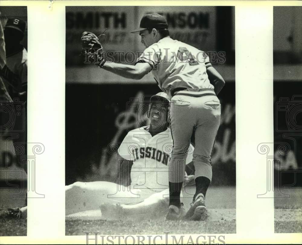 1988 Press Photo The San Antonio Missions and Shreveport play pro baseball - Historic Images