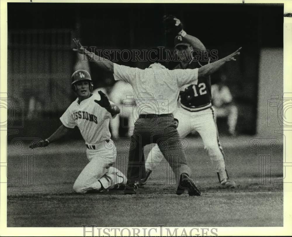 1988 Press Photo The San Antonio Missions and Tulsa Drillers play pro baseball - Historic Images