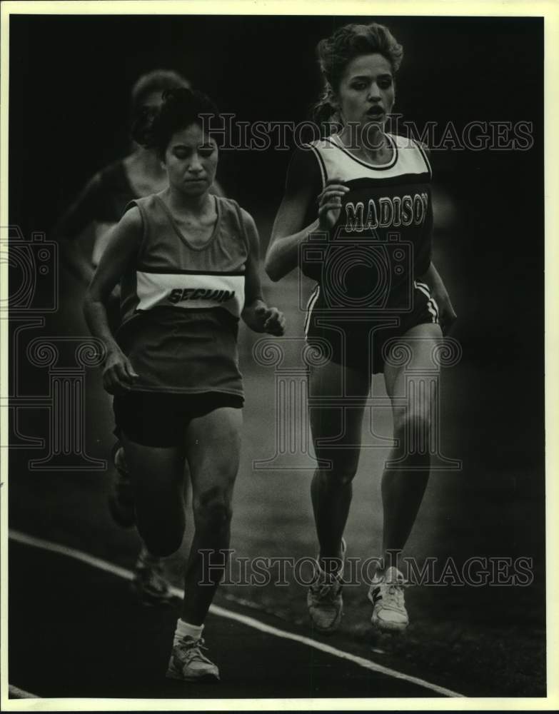 Press Photo Madison High track star Natalie Nalepa - sas14090- Historic Images