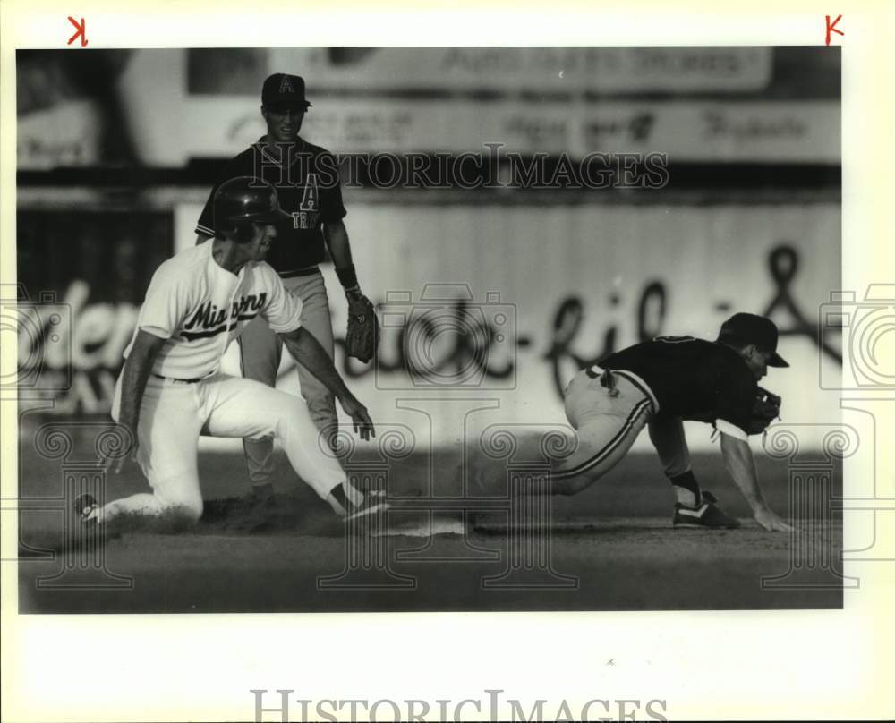 1992 Press Photo San Antonio Missions and Arkansas Travelers play pro baseball - Historic Images