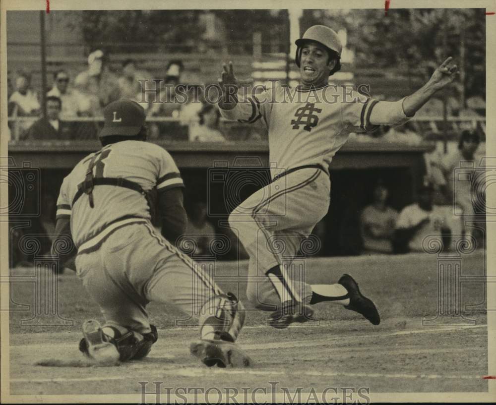 1975 Press Photo San Antonio Brewers and Lafayette play minor league baseball - Historic Images