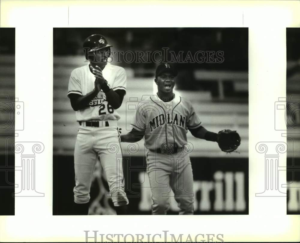 1994 Press Photo The San Antonio Missions and Midland play minor league baseball - Historic Images
