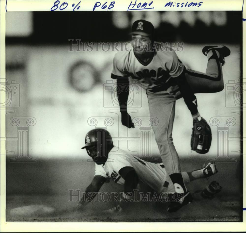 1990 Press Photo San Antonio Missions and Midland play minor league baseball - Historic Images