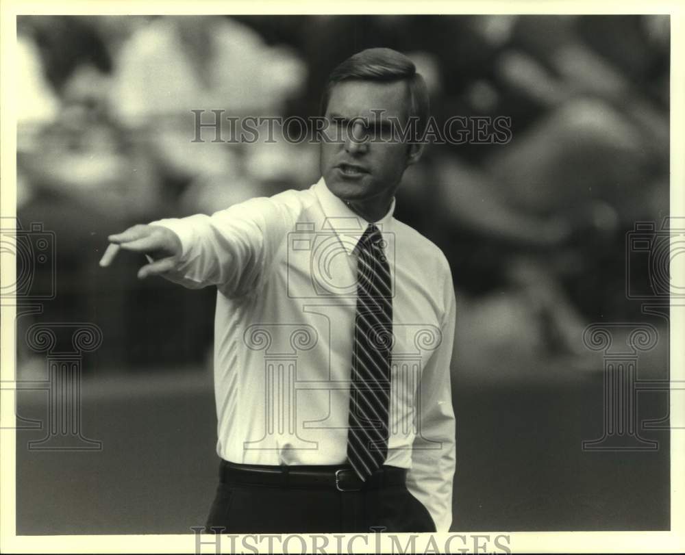 1988 Press Photo San Diego Chargers football coach Al Saunders - sas14423 - Historic Images