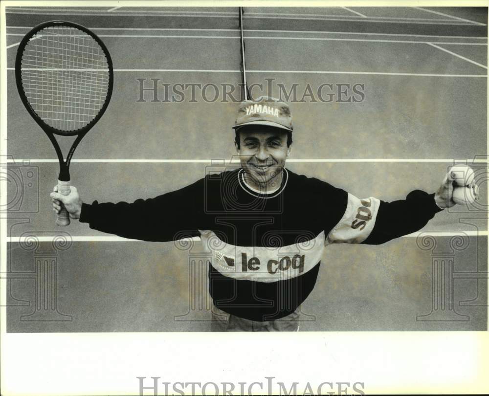 1991 Press Photo Senior Olympics tennis chair George Fillis at McFarland Center - Historic Images