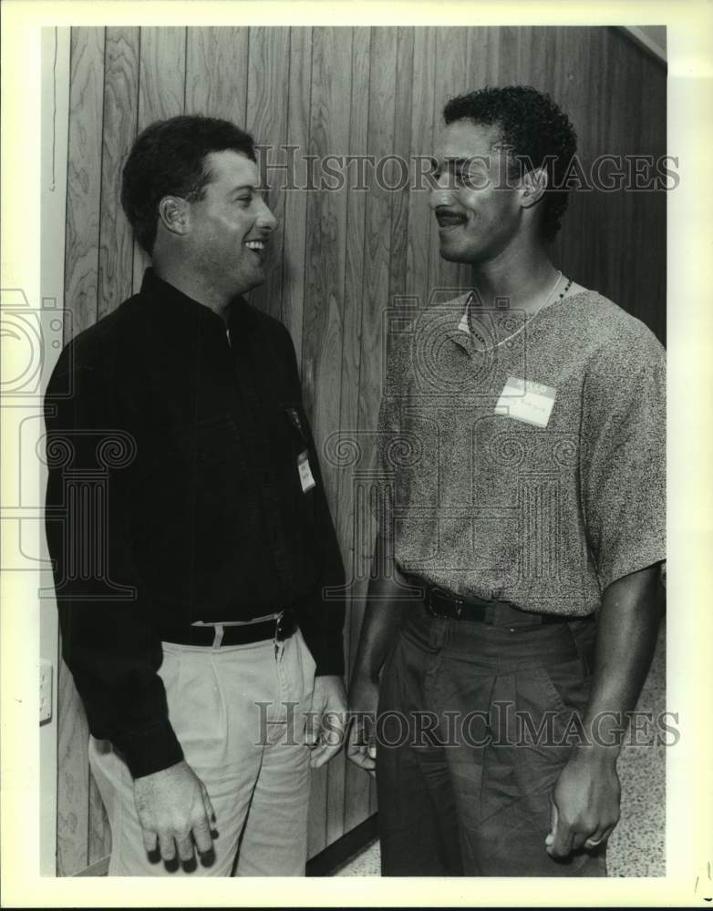 1990 Press Photo A pair of San Antonio Missions baseball players - sas14665 - Historic Images
