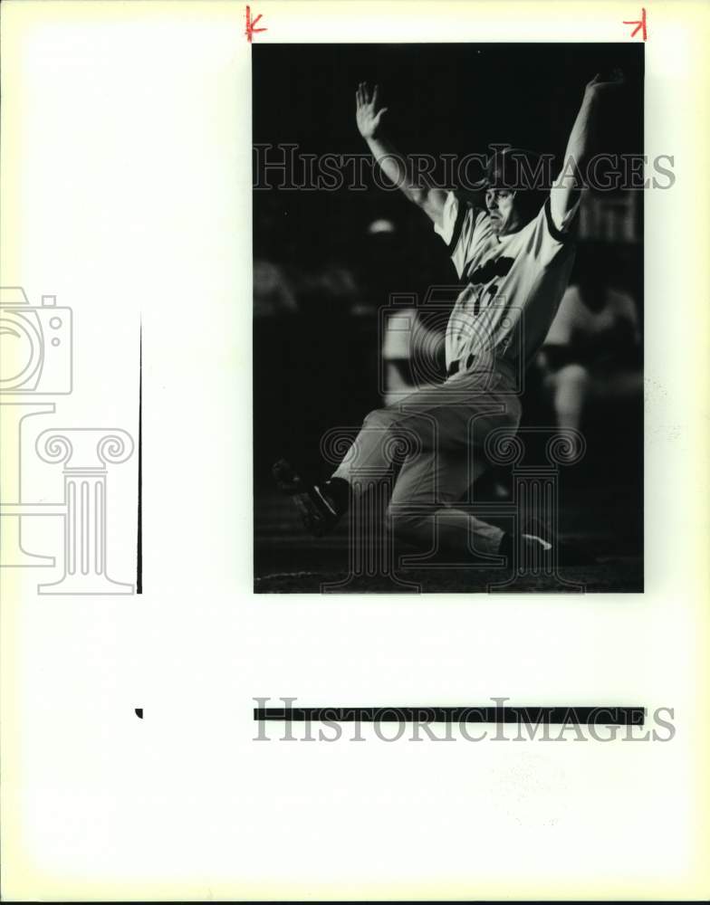 1993 Press Photo Wichita baseball player Brent Bish vs. San Antonio Missions - Historic Images