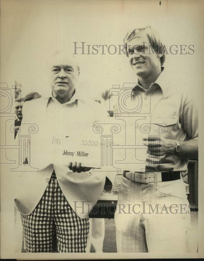 1976 Press Photo Golfer Johnny Miller with entertainer Bob Hope - sas14682 - Historic Images