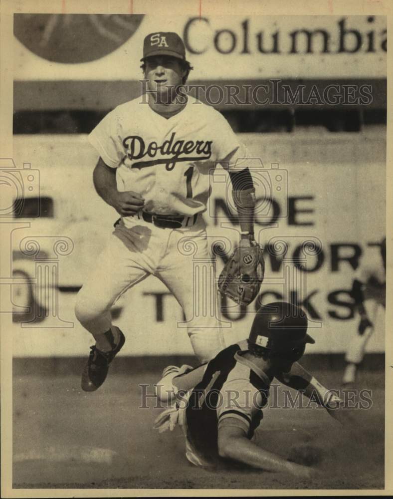 1982 Press Photo San Antonio Dodgers baseball player mark Sheehey - sas14691- Historic Images