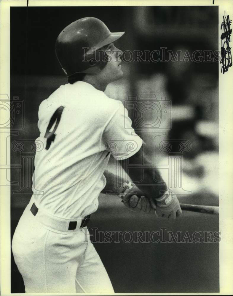 1990 Press Photo San Antonio Missions baseball player Eric Karros vs. Shreveport - Historic Images