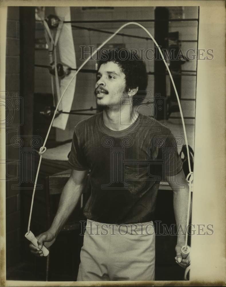 1978 Press Photo Boxer Jorge Lujan - Historic Images