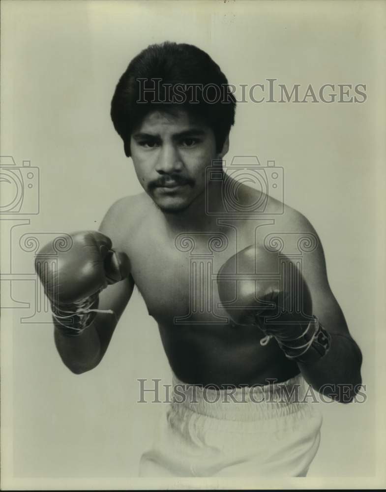 1980 Press Photo Boxer Mano Morua - sas14973 - Historic Images