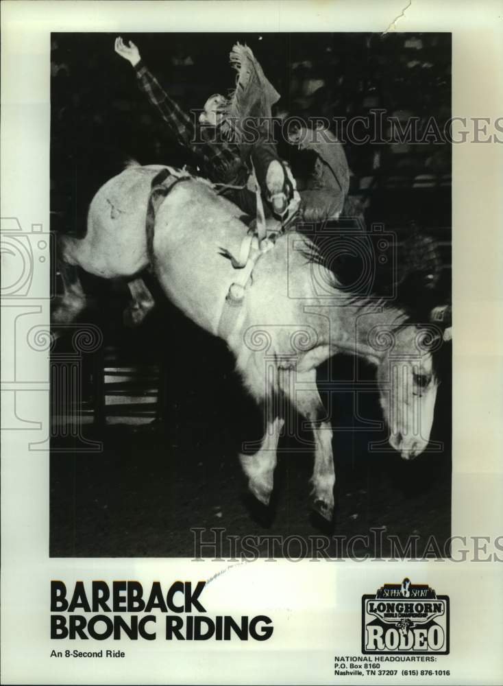 1983 Press Photo Bareback bronc rodeo rider Benny Jordan in action - sas15148 - Historic Images
