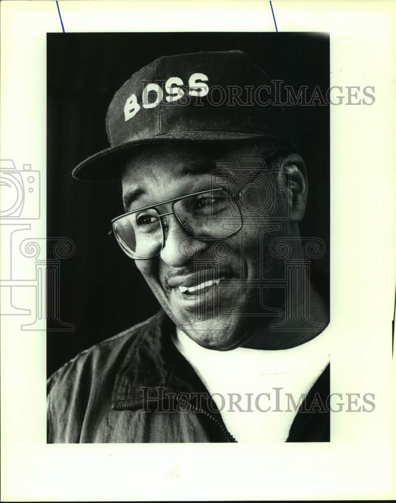 1993 Press Photo St. Gerard boys high school basketball coach Joe McGowan - Historic Images