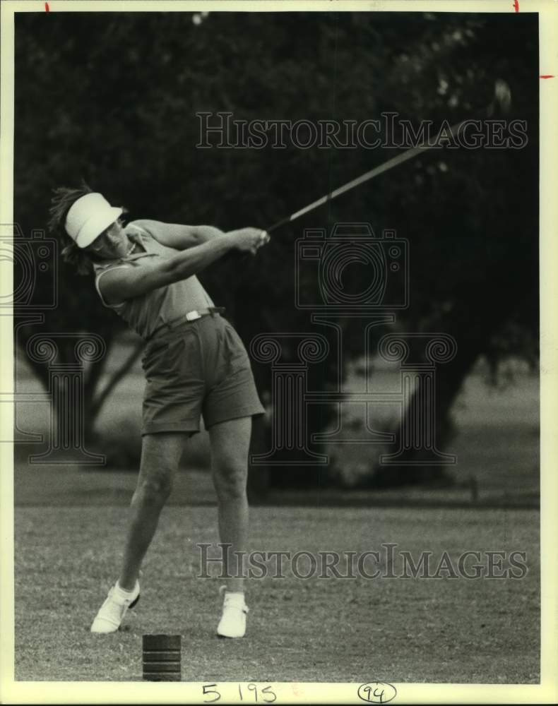 1984 Press Photo Golfer Robin McFarlane plays the City Amateur golf tournament - Historic Images
