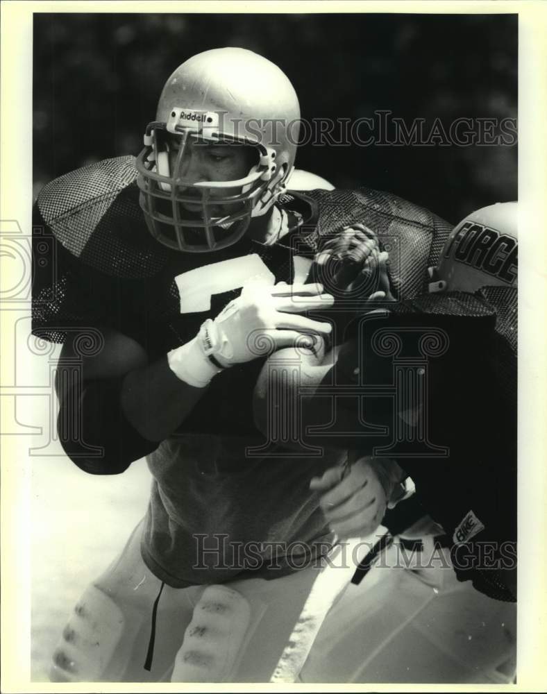 1992 Press Photo San Antonio Force football player Victor Scott - sas15211 - Historic Images