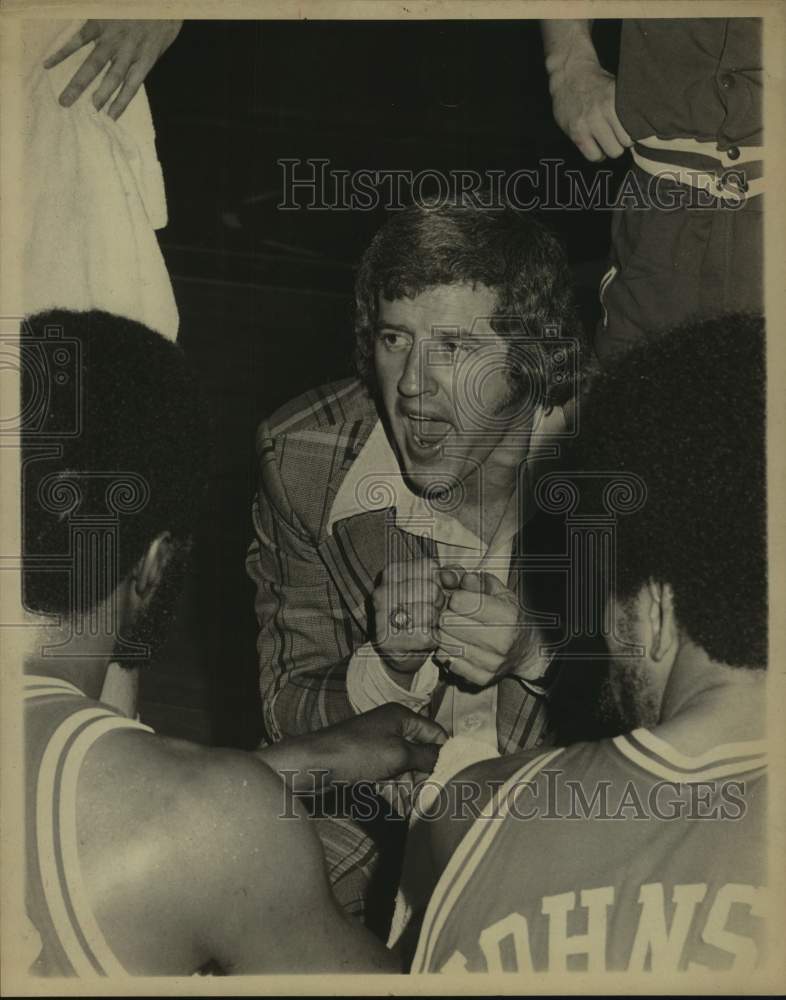 1980 Press Photo Basketball coach Kevin Loughery - sas15329 - Historic Images