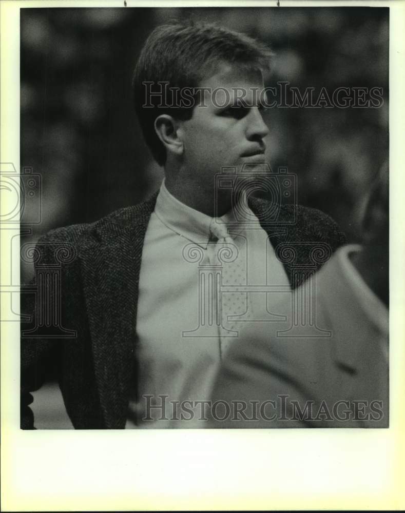 1987 Press Photo San Antonio Spurs assistant basketball coach Jon Sundvold - Historic Images