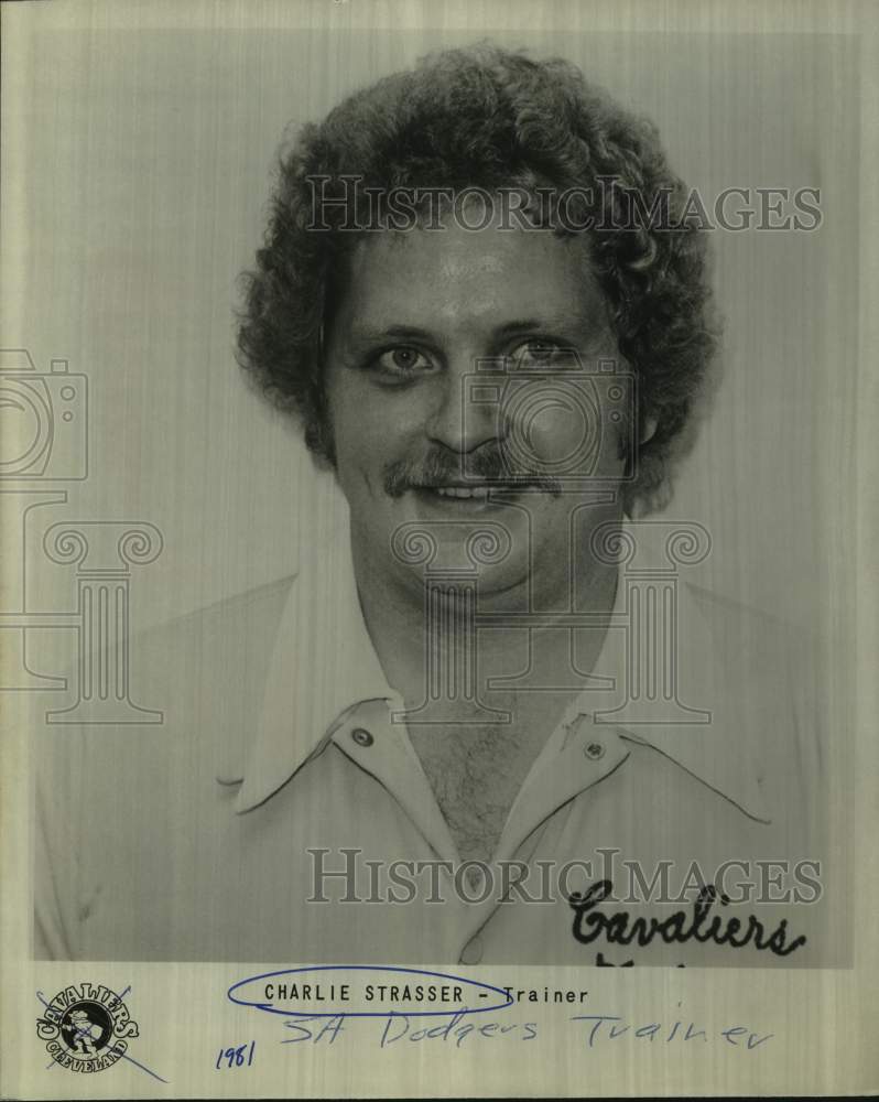 1981 Press Photo San Antonio Dodgers baseball trainer Charlier Strasser - Historic Images