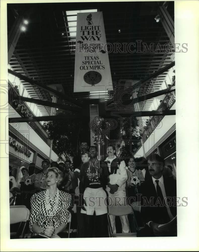 1991 Press Photo Special Olympics kickoff event at North Mall - sas15398 - Historic Images