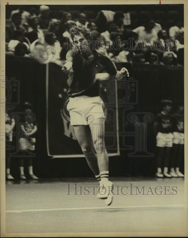 1975 Press Photo Tennis player Dick Stockton - sas15454- Historic Images
