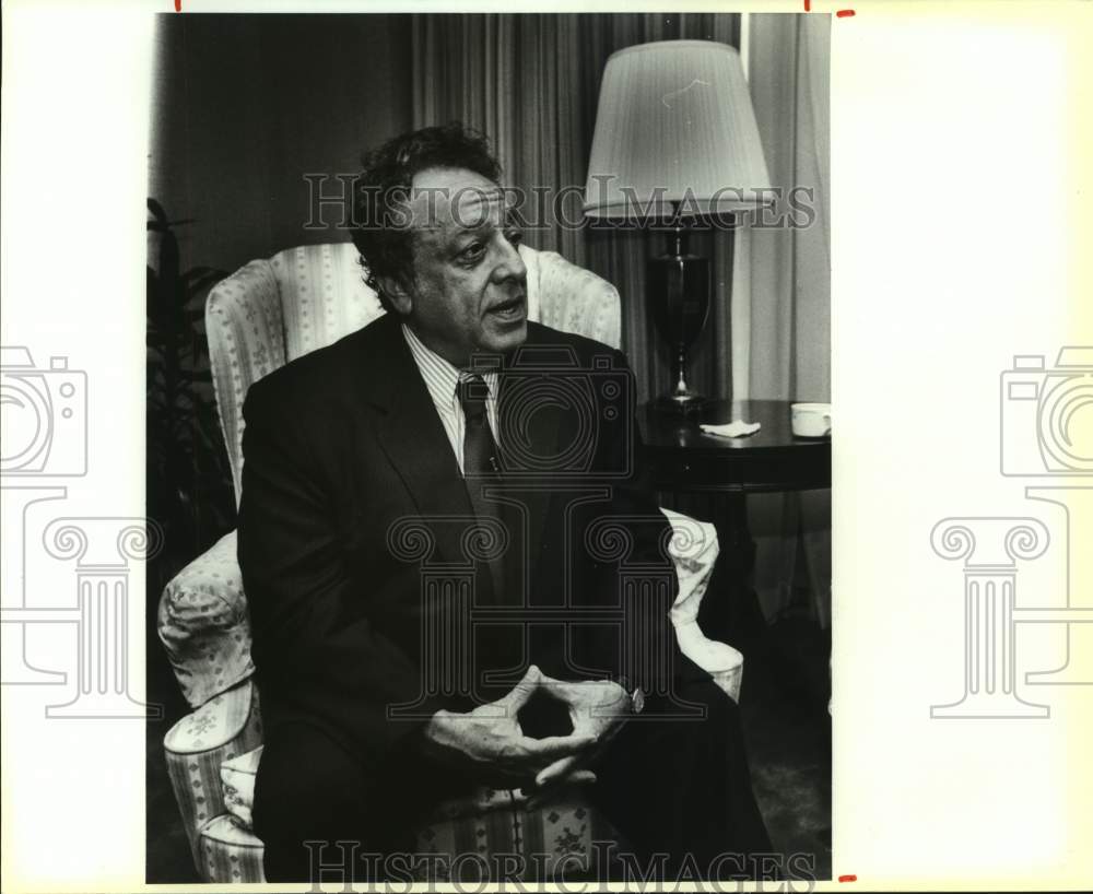 1983 Press Photo World Boxing Council president Jose Sulaiman, St. Anthony Hotel-Historic Images