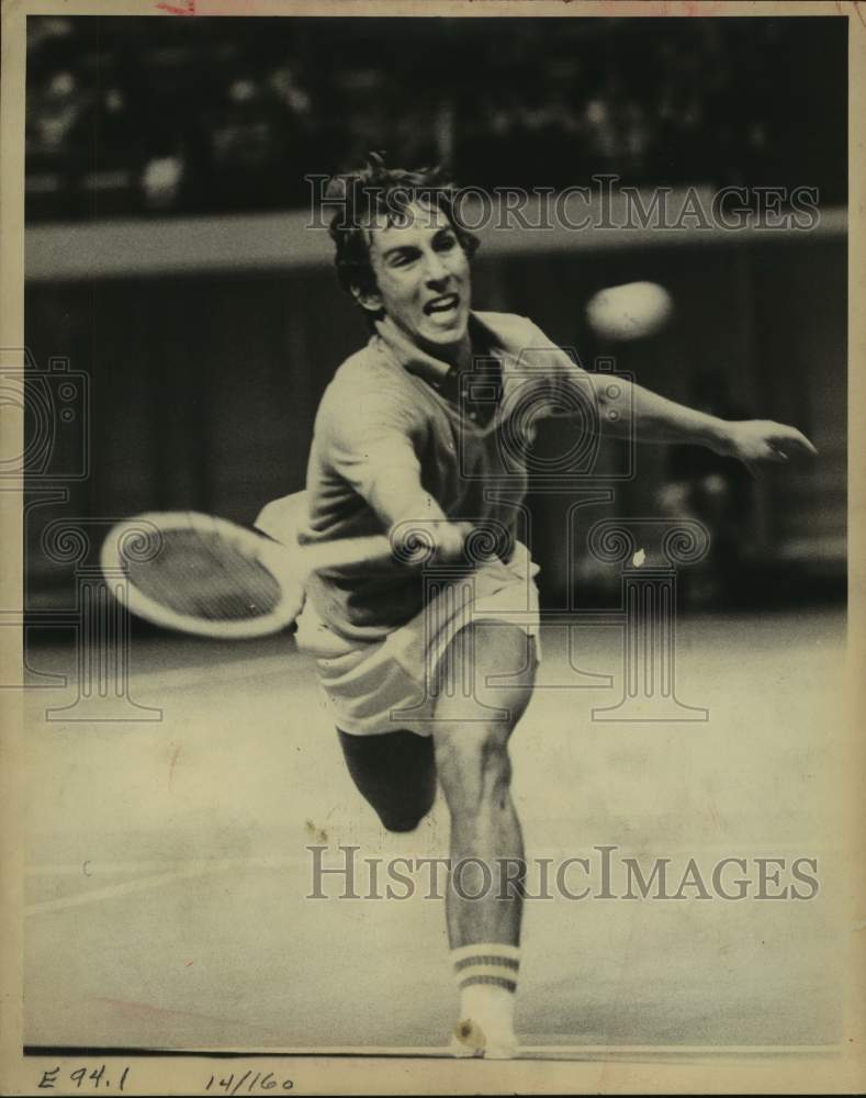 Press Photo Tennis player Dick Stockton - sas15736 - Historic Images