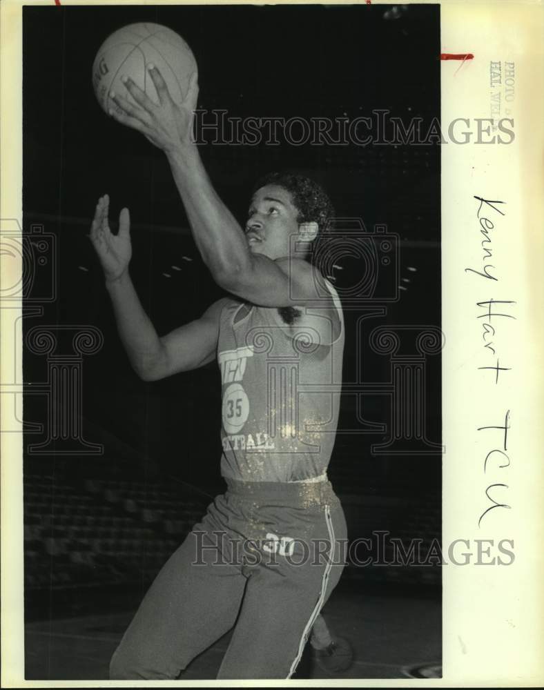 1981 Press Photo Texas Christian college basketball player Kenny Hart - Historic Images